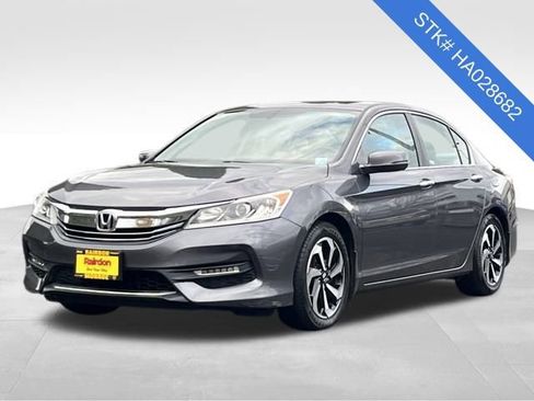 Certified 2017 Honda Accord EX-L image 3