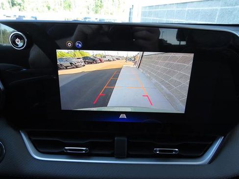 New 2026 Chevrolet Equinox LT w/ Convenience Package II image 24