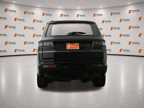 Used 2022 Jeep Grand Wagoneer Series II AWD/4WD image 50