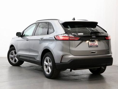 New 2024 Ford Edge SE image 9