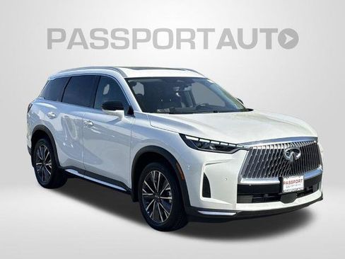 Certified 2026 INFINITI QX60 Luxe w/ Cargo Package AWD/4WD image 8