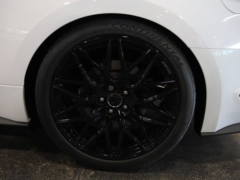 Used 2021 Ford Mustang GT Premium w/ GT Performance Package RWD image 12