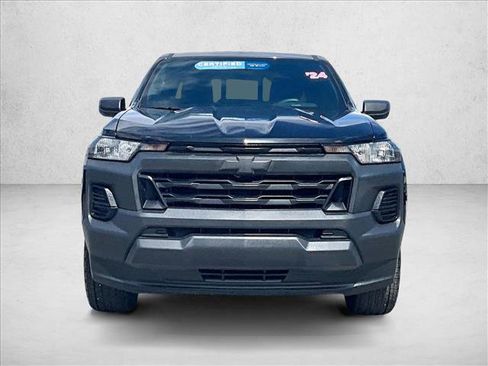 Used 2024 Chevrolet Colorado W/T w/ WT Convenience Package II image 3