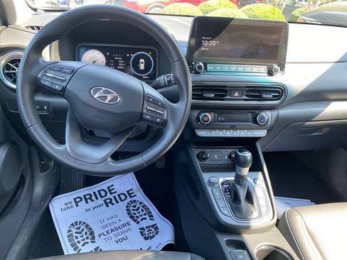 Used 2023 Hyundai Kona Limited AWD/4WD image 8