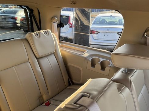 Used 2014 Ford Expedition XLT w/ Equipment Group 201A image 26