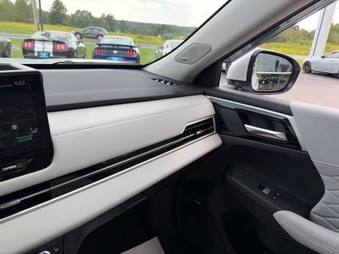 Used 2026 Mitsubishi Outlander SEL AWD/4WD image 22