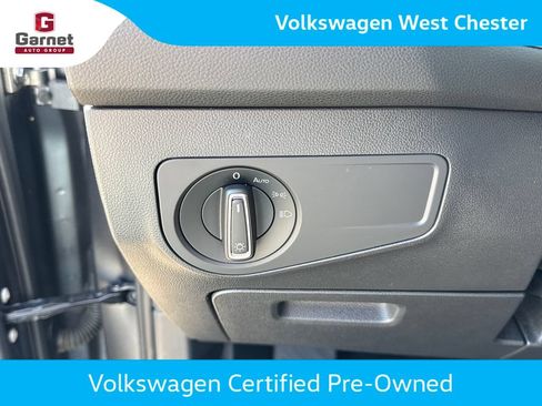 Certified 2023 Volkswagen Tiguan SE w/ Panoramic Sunroof Package AWD/4WD image 16