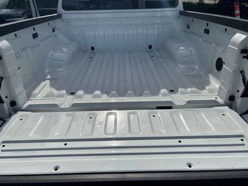 Used 2026 Nissan Frontier PRO-4X AWD/4WD image 31