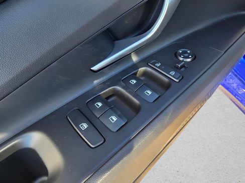 New 2026 Hyundai Elantra Blue image 24