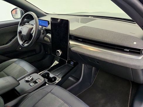 Used 2022 Ford Mustang Mach-E GT w/ GT Performance Edition AWD/4WD image 24