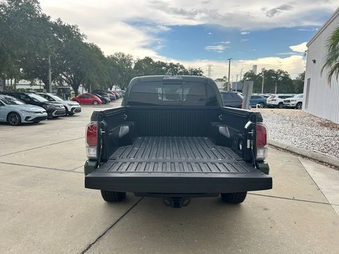 Used 2022 Toyota Tacoma TRD Sport RWD image 35