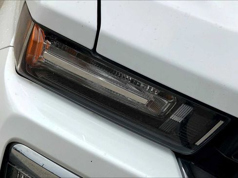 Used 2024 Chevrolet Silverado 2500 LT image 27