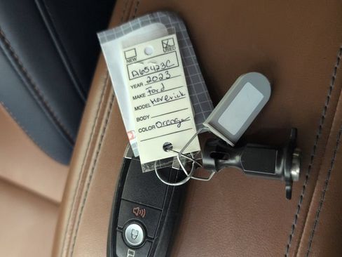 Used 2023 Ford Maverick Lariat w/ Lariat Luxury Package FWD image 40