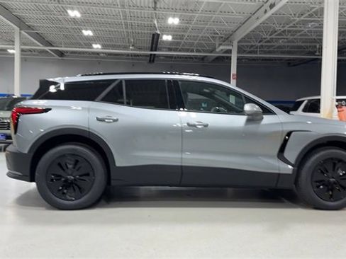 New 2026 Chevrolet Blazer EV LT image 3