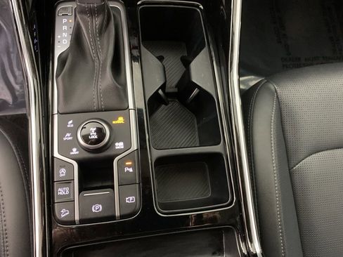 Used 2024 Kia Sorento SX AWD/4WD image 27