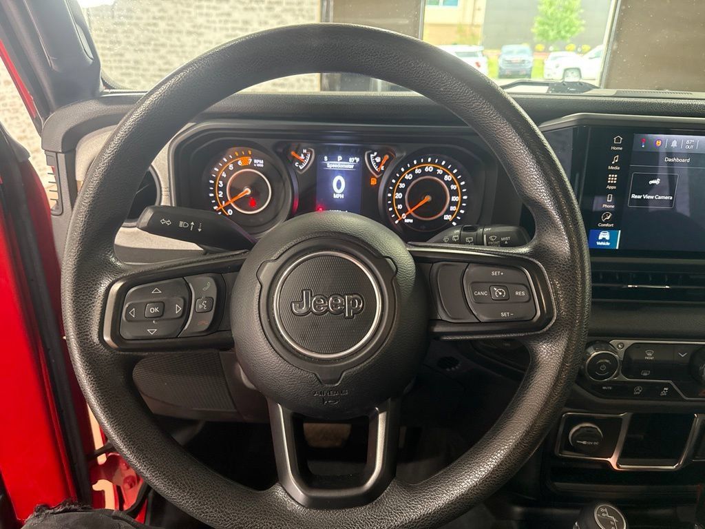 Used 2024 Jeep Wrangler Unlimited Sport AWD/4WD image 20