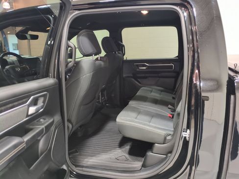 Used 2019 RAM 1500 Big Horn AWD/4WD image 13