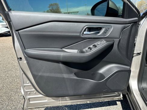 New 2026 Nissan Rogue Platinum w/ Platinum Premium Package AWD/4WD image 8