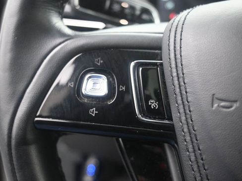 Used 2024 Lincoln Aviator Reserve w/ Equipment Group 201A image 25