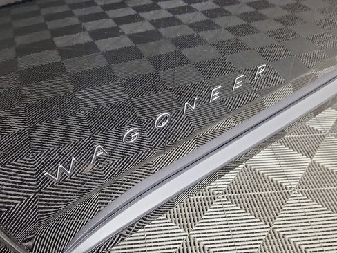 New 2025 Jeep Wagoneer S Limited AWD/4WD image 10