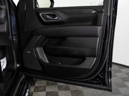 Used 2023 GMC Yukon AT4 image 40