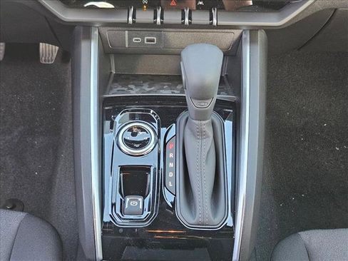 New 2026 Chevrolet Colorado W/T image 11