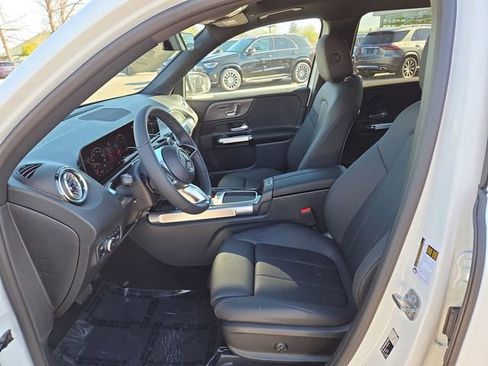 New 2026 Mercedes-Benz GLB 250 4MATIC image 22