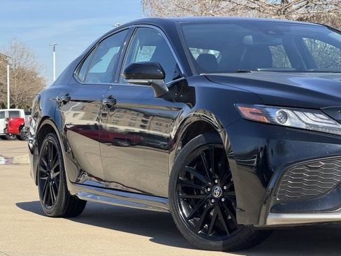 Used 2024 Toyota Camry XSE image 3