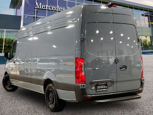 Used 2026 Mercedes-Benz Sprinter 2500 image 2