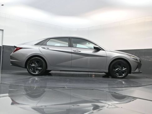 Certified 2023 Hyundai Elantra SEL FWD image 22