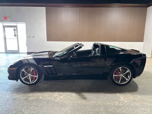 Used 2011 Chevrolet Corvette Grand Sport w/ Preferred Equipment Group image 2