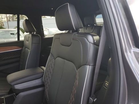 New 2026 Jeep Grand Cherokee L Summit image 15