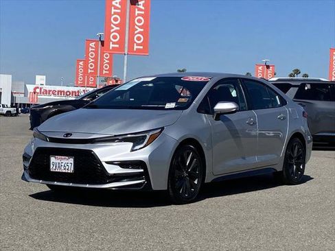 Certified 2025 Toyota Corolla SE FWD image 37