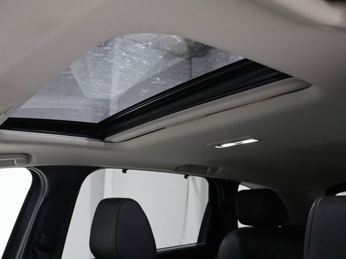 Used 2025 MAZDA CX-70 3.3 Turbo w/ Preferred Package image 10