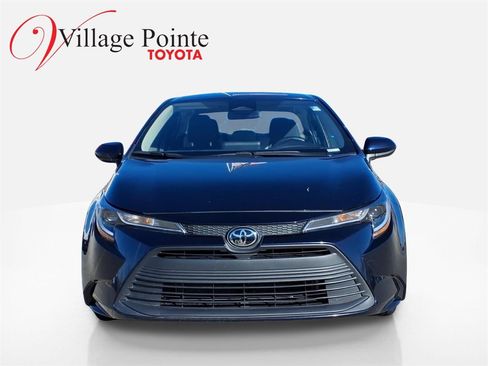 Used 2024 Toyota Corolla LE image 9