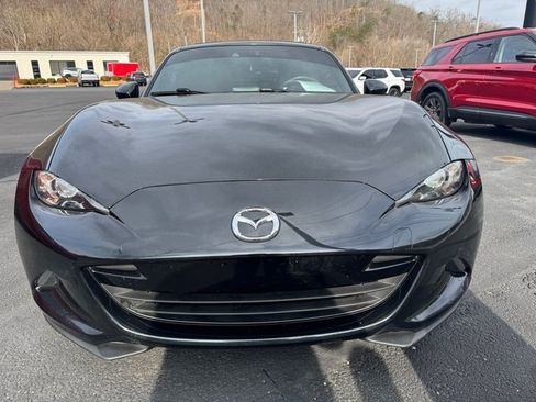 Used 2017 MAZDA MX-5 Miata Grand Touring image 2