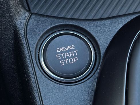 Used 2025 Kia K4 LXS image 18