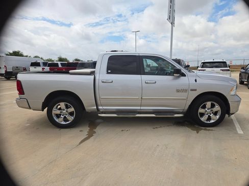 Used 2016 RAM 1500 Lone Star RWD image 2