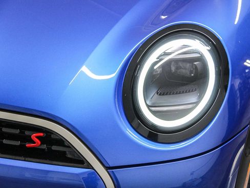 Used 2026 MINI Cooper S FWD image 10