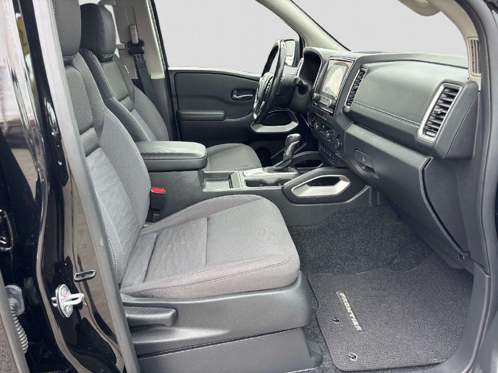 Certified 2024 Nissan Frontier SV w/ SV Convenience Package AWD/4WD image 15