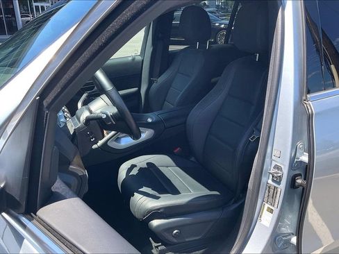 Certified 2025 Mercedes-Benz GLE 450e 4MATIC image 9