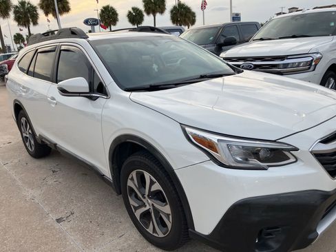 Used 2020 Subaru Outback Limited w/ Popular Package #2 AWD/4WD image 2