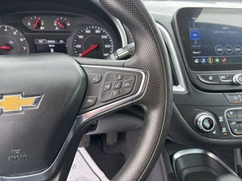 Used 2024 Chevrolet Malibu LT image 18