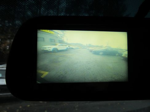 Used 2018 Chevrolet Express 2500 RWD image 22