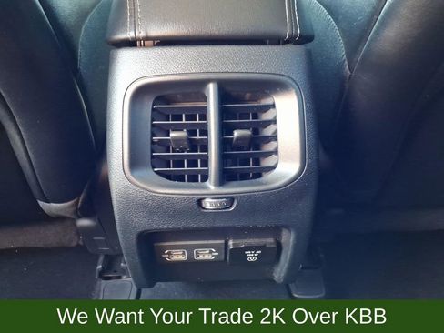 Used 2022 Jeep Cherokee Limited AWD/4WD image 27