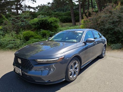 Certified 2023 Honda Accord EX-L image 3