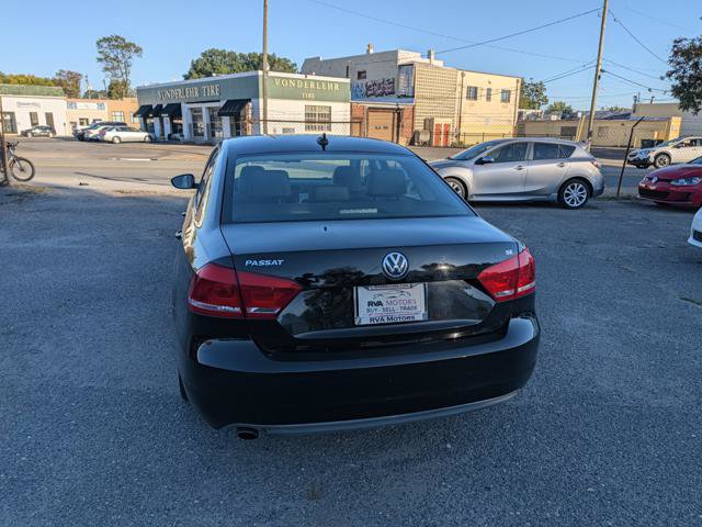Used 2012 Volkswagen Passat 2.5 SE FWD image 9