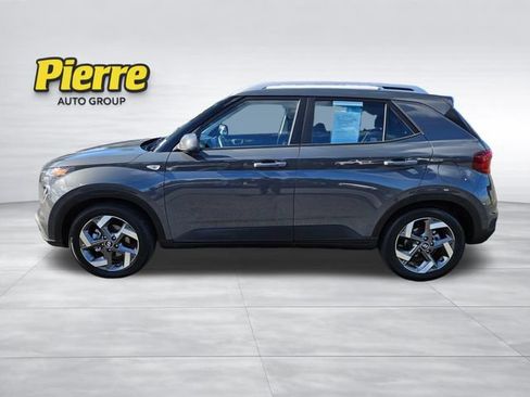 Used 2025 Hyundai Venue SEL FWD image 5