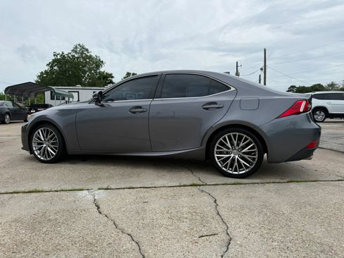 Used 2014 Lexus IS 250 w/ Navigation Package RWD image 9