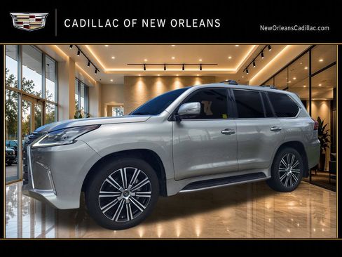 Used 2021 Lexus LX 570 4WD w/ Luxury Package image 8